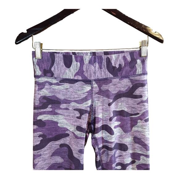 Terez Hi-Shine Hi-rise Purple Camo 7/8 Compression Leggings Workout Women's S - Picture 3 of 6